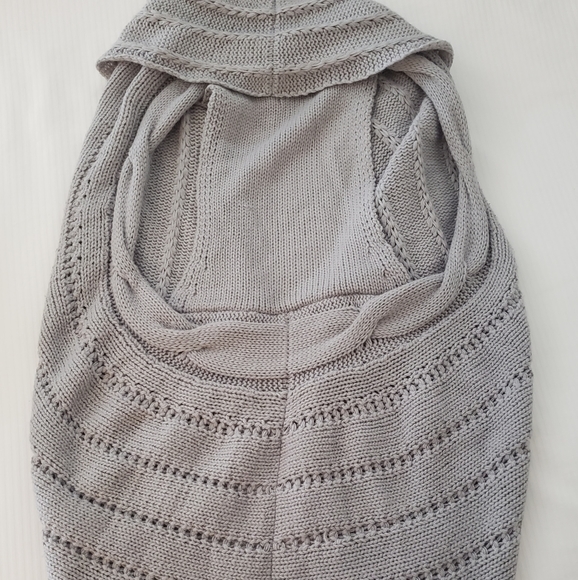 Women's Long Crocheted Duster Vest - Picture 3 of 6